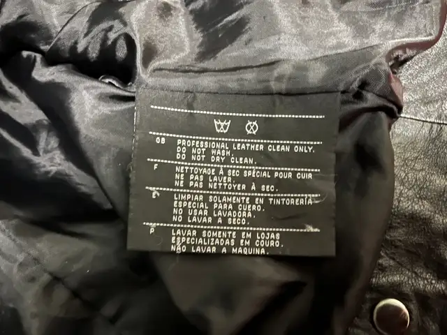 HARLEY DAVIDSON “STARGAZE”LEATHER JACKET in Women's - Tops & Outerwear in Kitchener / Waterloo - Image 11