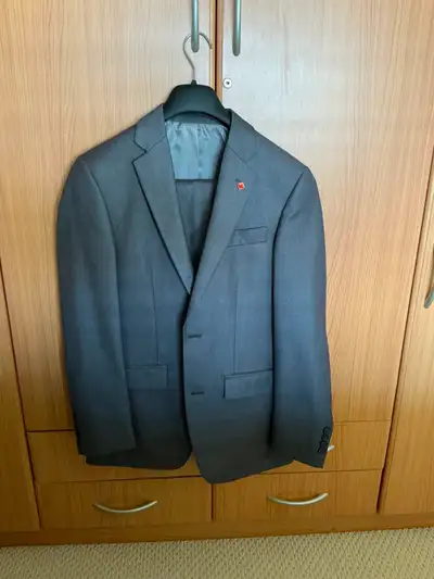 Tiptop men’s suit, View more