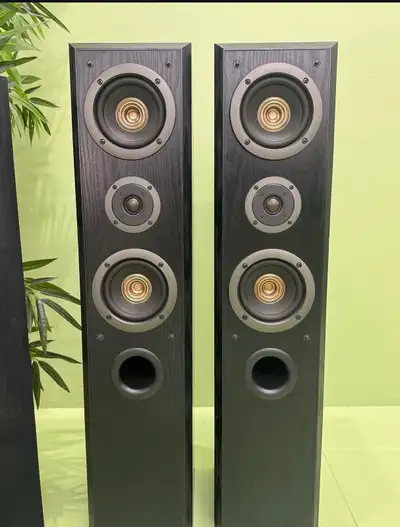 Technics SB-T200 Tower speakers, View more