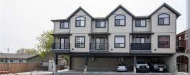 Newly built 2-Storey stacked condo available NOW in Long Term Rentals in Kitchener / Waterloo