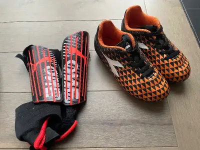 Soulier soccer et protège tibia junior, View more