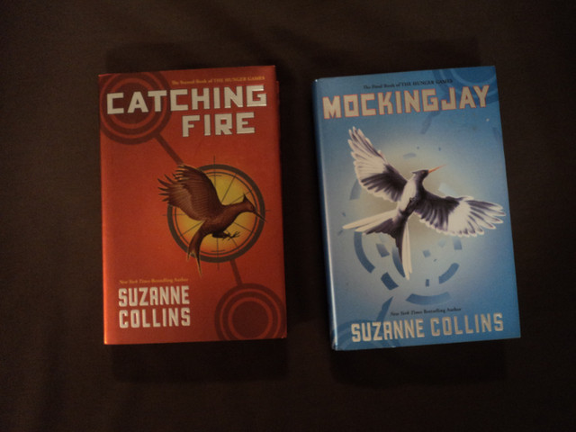 CATCHING FIRE AND MOCKINGJAY BY SUZANNE COLLINS LOT OF 2 in Fiction in Cowichan Valley / Duncan