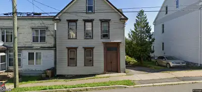 2 Bedroom West Side With Heat, Washer/Dryer Included