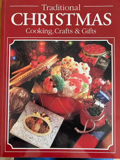 ⭐️⭐️⭐️⭐️⭐️ Like new Christmas Cookbook, View more
