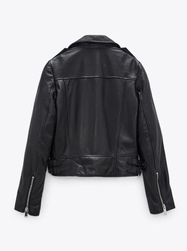 Zara coat manteau 100% cuir real leather biker jacket aritzia dans Femmes - Hauts et vêtements d'extérieur  à Ville de Montréal - Image 2