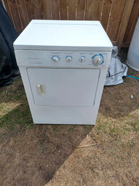 Fridgaire dryer