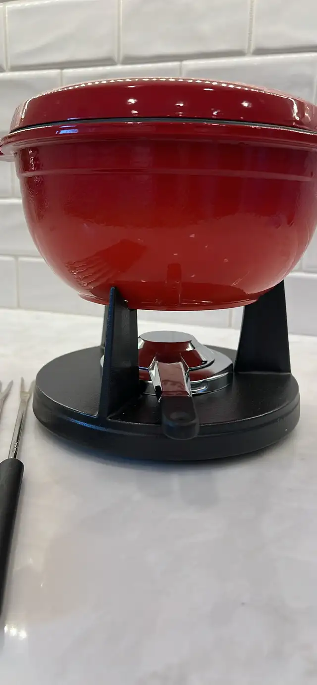Swissmar Lucerne Fondue Set in Kitchen & Dining Wares in Calgary - Image 3