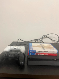 PlayStation 4 Slim - PS4