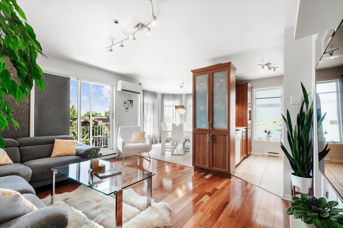 7441 Av. des Halles — photo 2