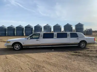 1997, LINCOLN TOWN CAR Limo
