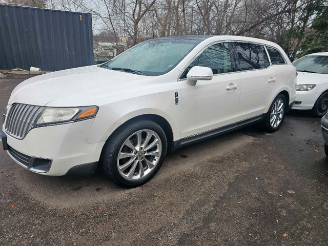 2011 LINCOLN MKT WHITE/ TAN LEATHER in Cars & Trucks in City of Toronto