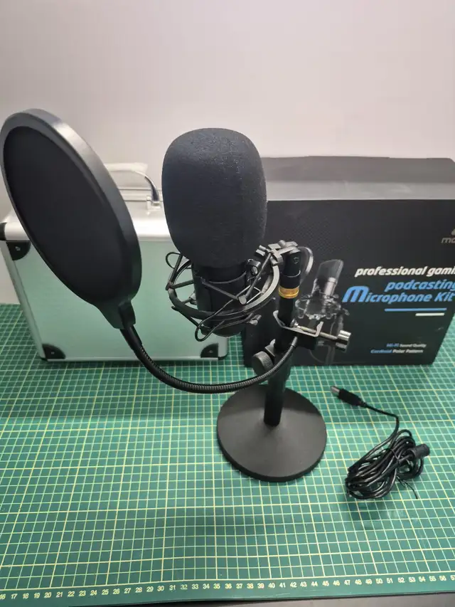 USB Microphone Kit 192kHz/24Bit AU-A04T PC Condenser in Speakers, Headsets & Mics in Markham / York Region - Image 6