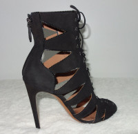 *BNIB* Alaia Cutout suede leather-trimmed sandals 36 /37 / 38