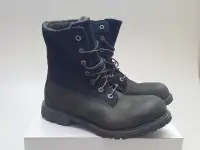 Timberland  Sherpa Lined Waterproof Boots ⎮Sz 7M   / 8W