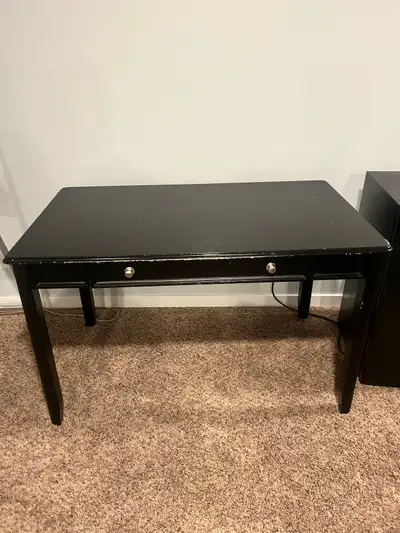 Excellent shape with frt open drawer 4ft length 30 height and 30!width