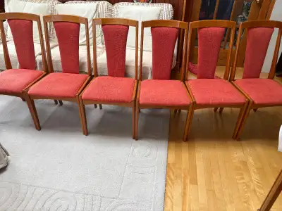 Upholstery and wood in perfect shape. Comfortable, 17.5 inches wide, 36 inches high,