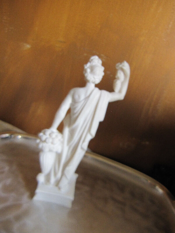 Ifestos Alabaster Statue  Dionysus Bacchus Greek God Of Wine in Arts & Collectibles in City of Toronto - Image 3