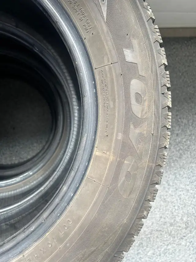 205-70-16 ALL SEASON TIRES - TOYO ALL SEASON TIRES in Tires & Rims in City of Toronto - Image 3