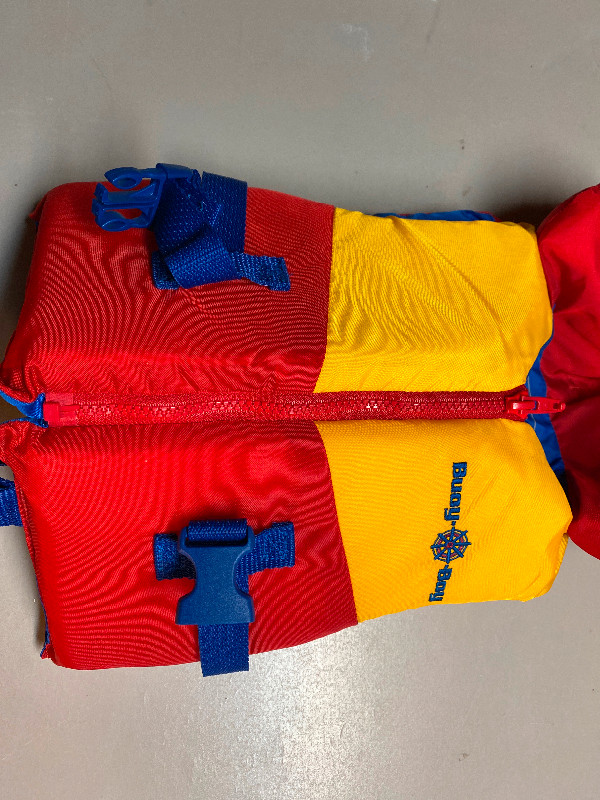 Infant life jacket in Other in Norfolk County - Image 3