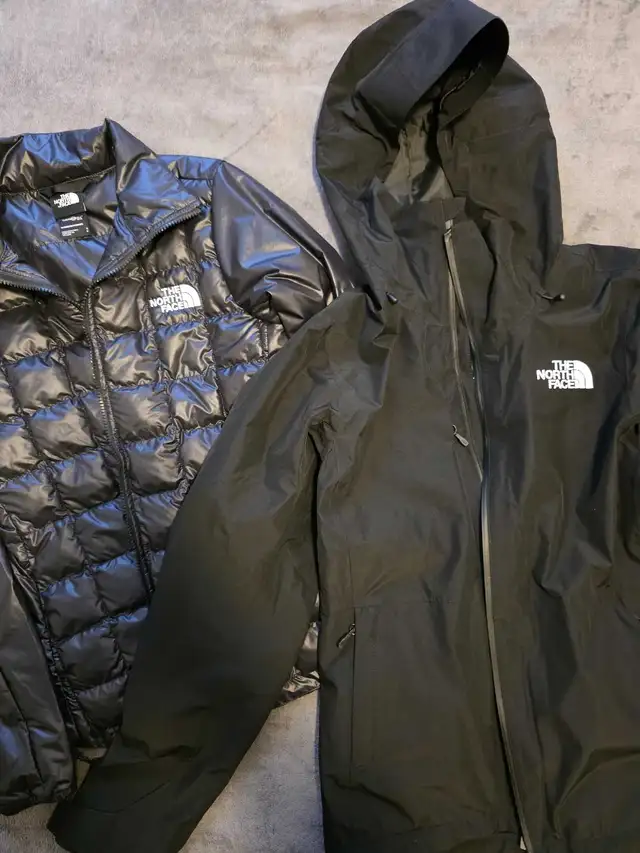 The North Face Women Thermoball (S) in Women's - Tops & Outerwear in City of Toronto - Image 11