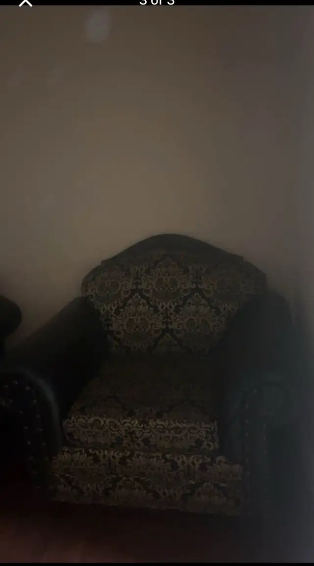 Sofa set in Couches & Futons in Edmonton - Image 4