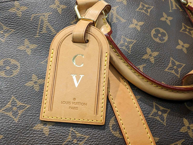 Louis Vuitton keepall Bandouliere 50 bag  in Women's - Bags & Wallets in City of Toronto - Image 3