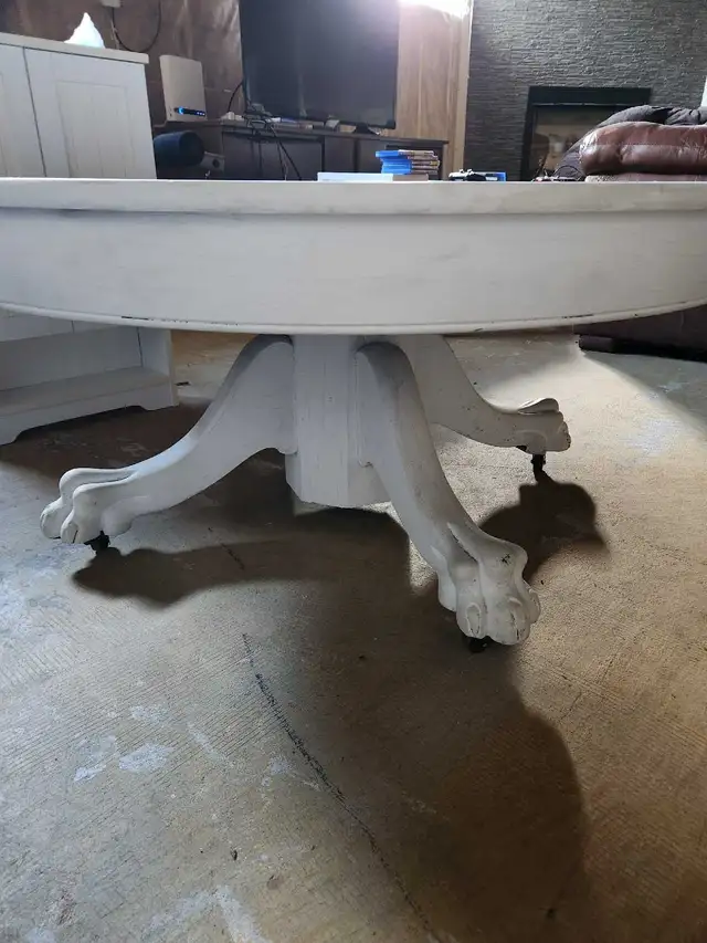 solid wood, round coffee table in Coffee Tables in Ottawa - Image 3