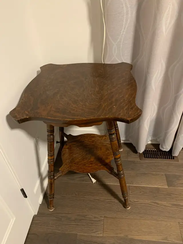 meuble  set chambre antique in Desks in West Island - Image 9