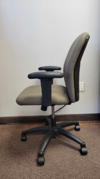 Used Office/Boardroom Chairs