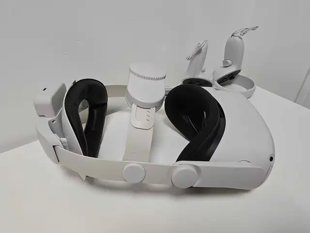 Kit vr Oculus Quest. Echanges in General Electronics in Longueuil / South Shore - Image 4