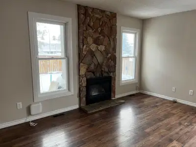 NO CREDIT CHECKS + Guaranteed Approval on this Bungalow townhouse. We can approve people that the ba...