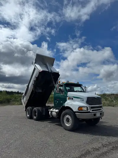 Specs: -46k Rockwells double lockers - Airliner susp - 20k front end -18spd -Mercedes Engine - Drive...