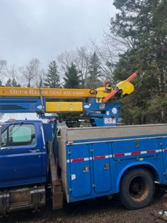 bucket truck 3 ton in Heavy Equipment in Saint John - Image 4