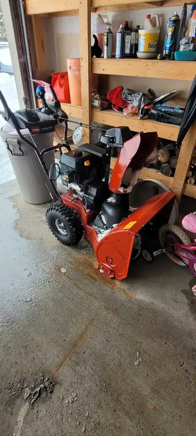 Toro snowblower 824 OE excellent condition, View more