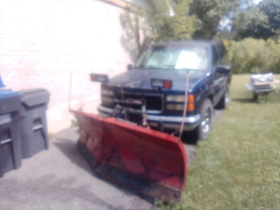 1994 GMC Yukon  plow  truck