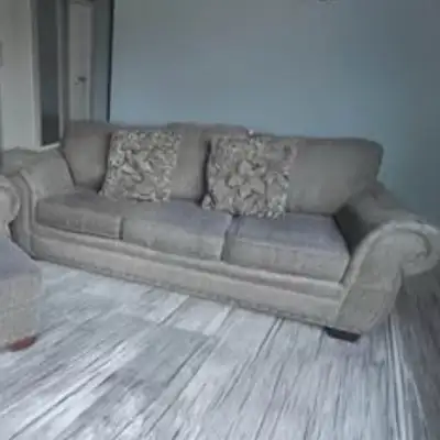 It’s in the garage, easy back alley access to garage for pickup. Clean and comfy. Foam shifted under...