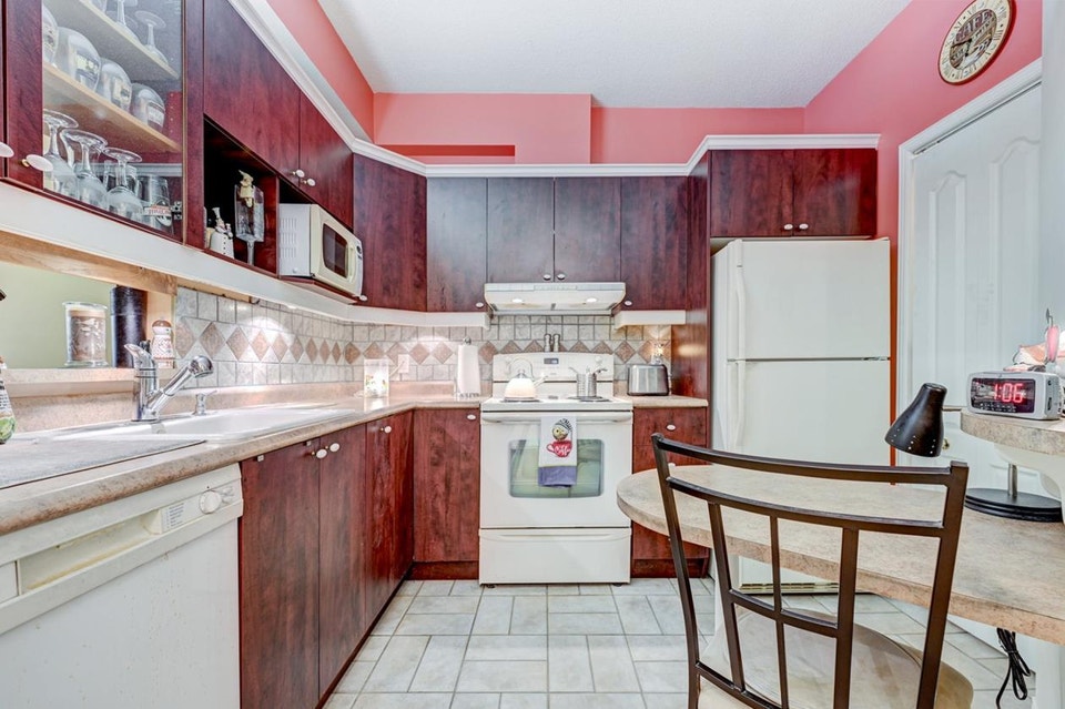 3 1/2 Magnifique condo haut de gamme a louer 4