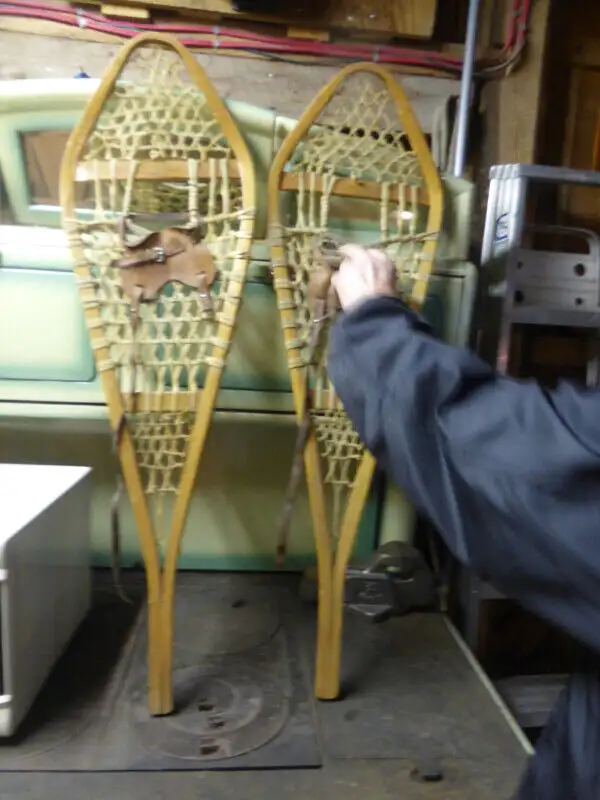 RAQUETTES  POUR LA NEIGE RR in Tennis & Racquet in Longueuil / South Shore - Image 2