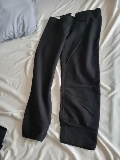 Check out these gently loved, black Gap sweatpants, perfect for lounging or hitting the gym! These a...