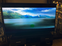 Samsung 82" 8K UHD HDR QLED Tizen Smart TV (QN82Q800TAFXZC)