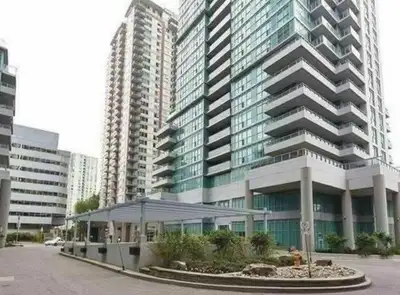 *** Scarborough Town Centre - Amazing and Spacious Condo Unit - 1 Bedroom + Solarium *** Address: 50...