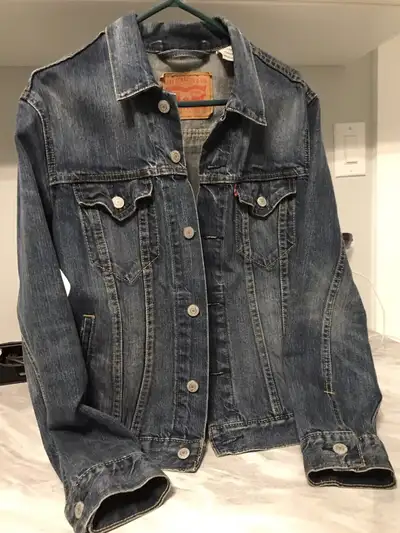 Levi woman Jean Jacket with side pockets. $ 25., View more
