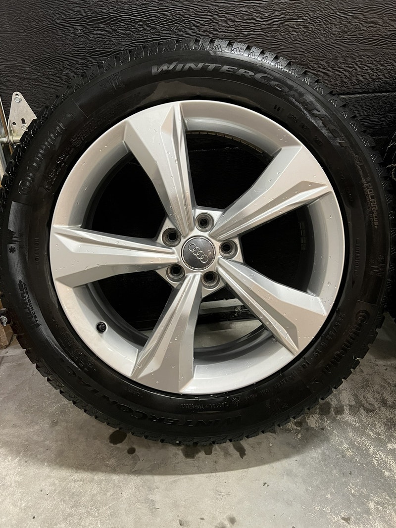 Audi Q5/SQ5 OEM 19 inch alloy wheel winter package Tires & Rims