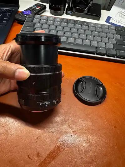 Fujifilm Fujinon ois lens 18-55 mm xf lens Comes with cover and protector Pick up Waterdown 425$