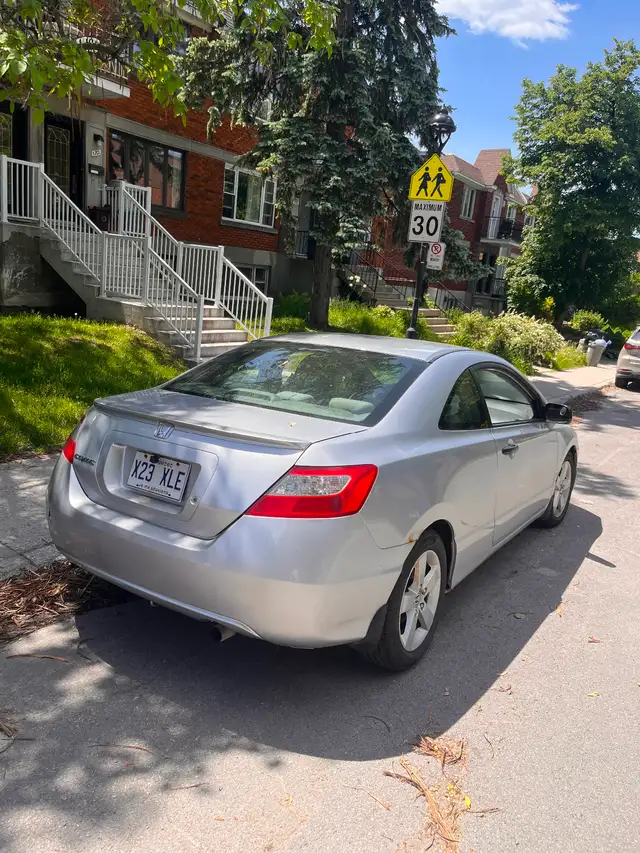 Honda civic 2009497679100397506562