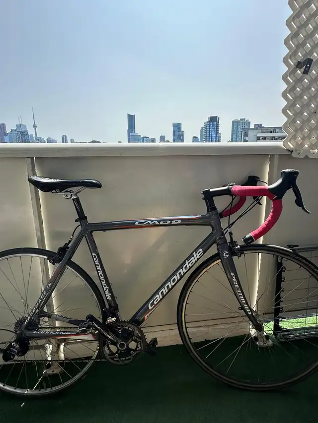 2 Road bikes for sale62863733029379123