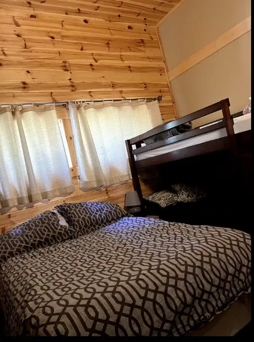 Falcon Lake cabin cottage in Manitoba in Canada - Image 8