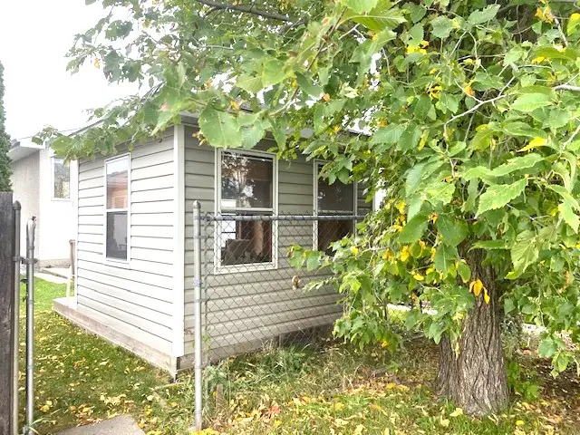 House for Rent 3 bed 2 ba Fenced in yard Great school catchment in Long Term Rentals in Winnipeg - Image 27