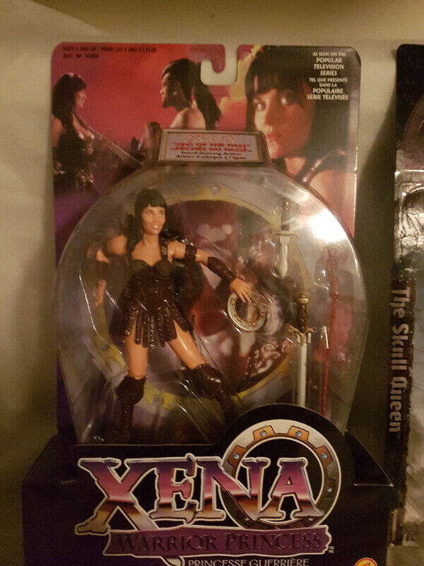 FEMALE WARRIOR ACTION FIGURES XENA AND THE SKULL QUEEN in Hobbies & Crafts in Pembroke - Image 2