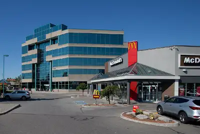 Airport Corporate Centre (Mississauga/Etobicoke Border) | 200 sqft | Free Wi-Fi Promo* Your Premium...